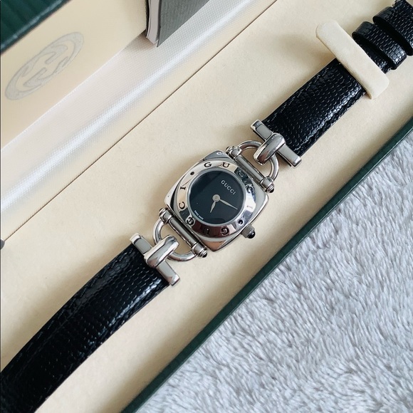 Authentic GUCCI ladies watch with box/card 🌹🌹🌹 - Picture 6 of 11